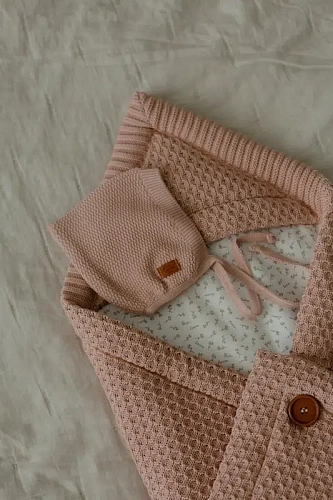 Шапка детская Loomknits Elf Пудровый