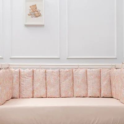 КПБ Lappetti "Цветочные фантазии" со стеганными бортиками для прямоугольной кроватки, 6 предметов