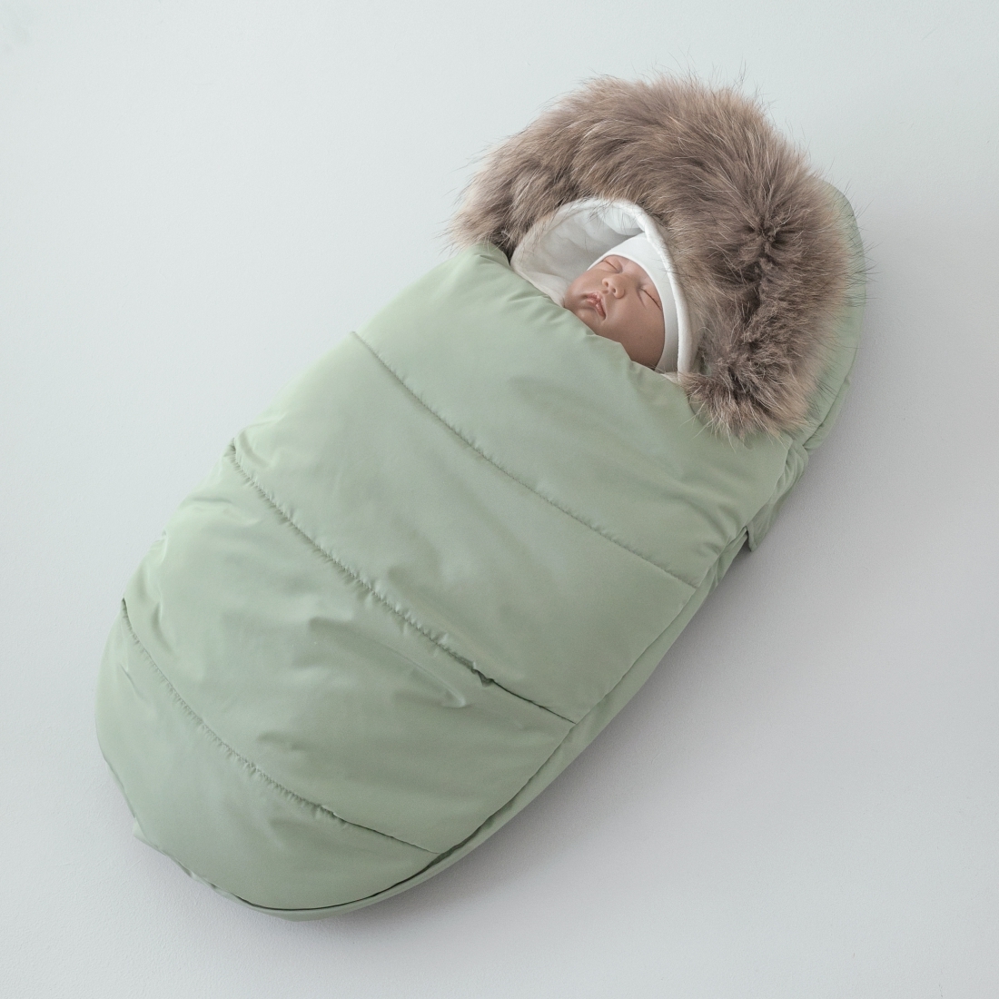 Конверт зимний Швейная династия на выписку "Новый Гномми" 1