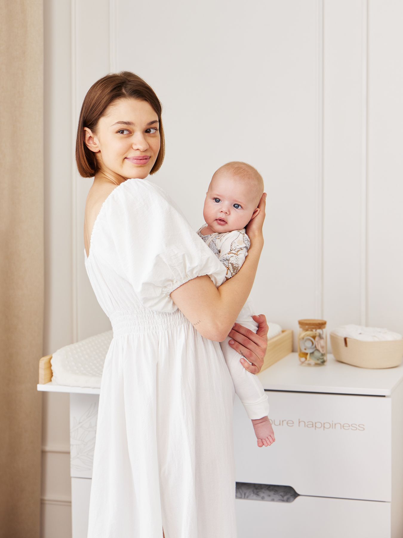 Комод Happy Baby FIOKI 4