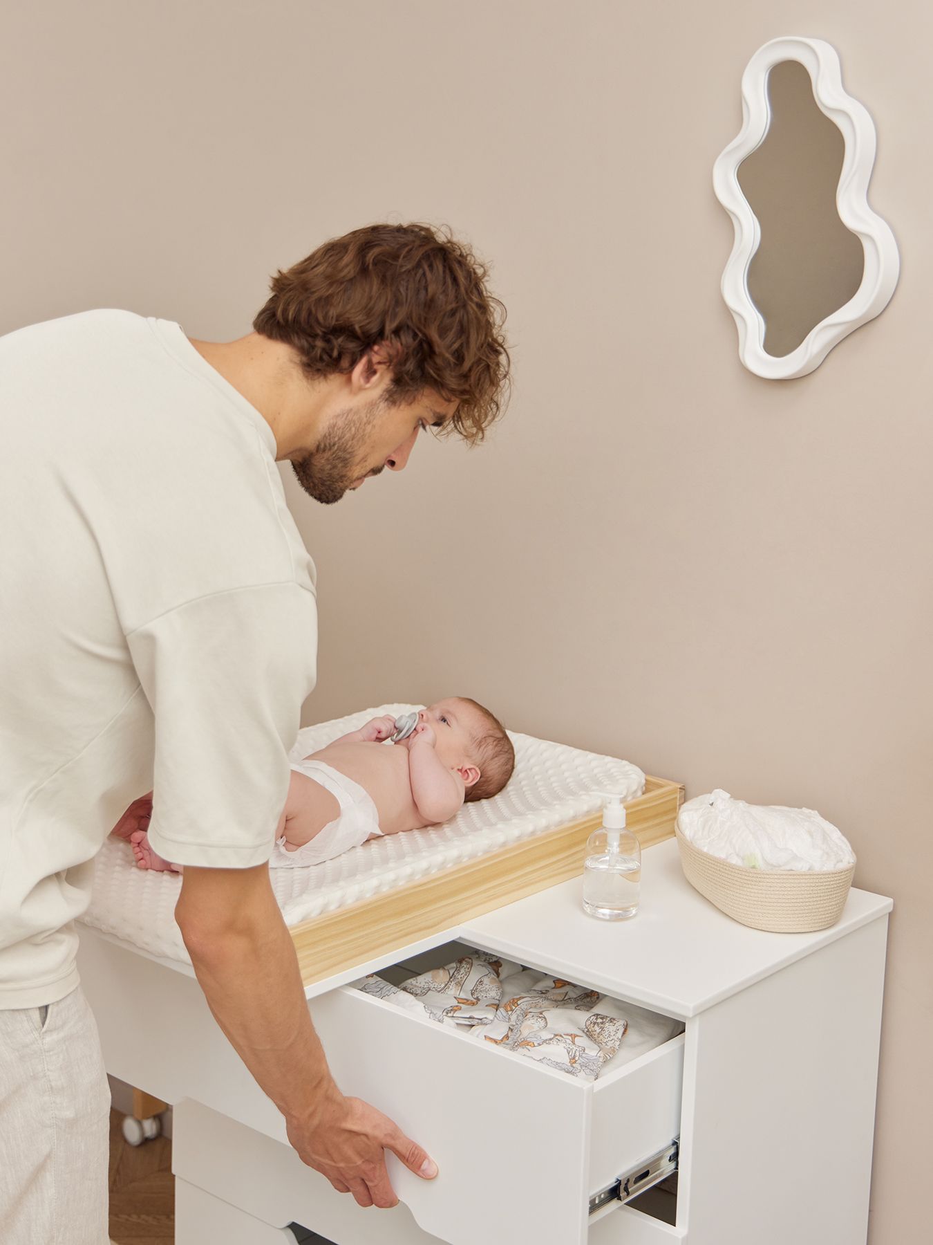 114074 Комод Happy Baby Fioki V2 4