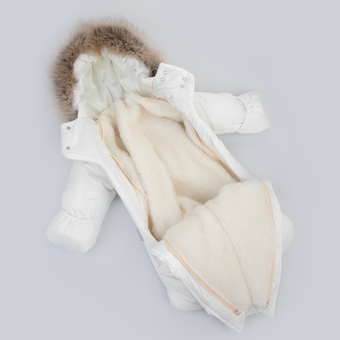 6658314303_optsite74d74e57-27b5-11ef-86dd-ae6fa527748e Комбинезон-трансформер Швейная Династия "Орсетто", с опушкой, с отворотами, 3 сезона 5