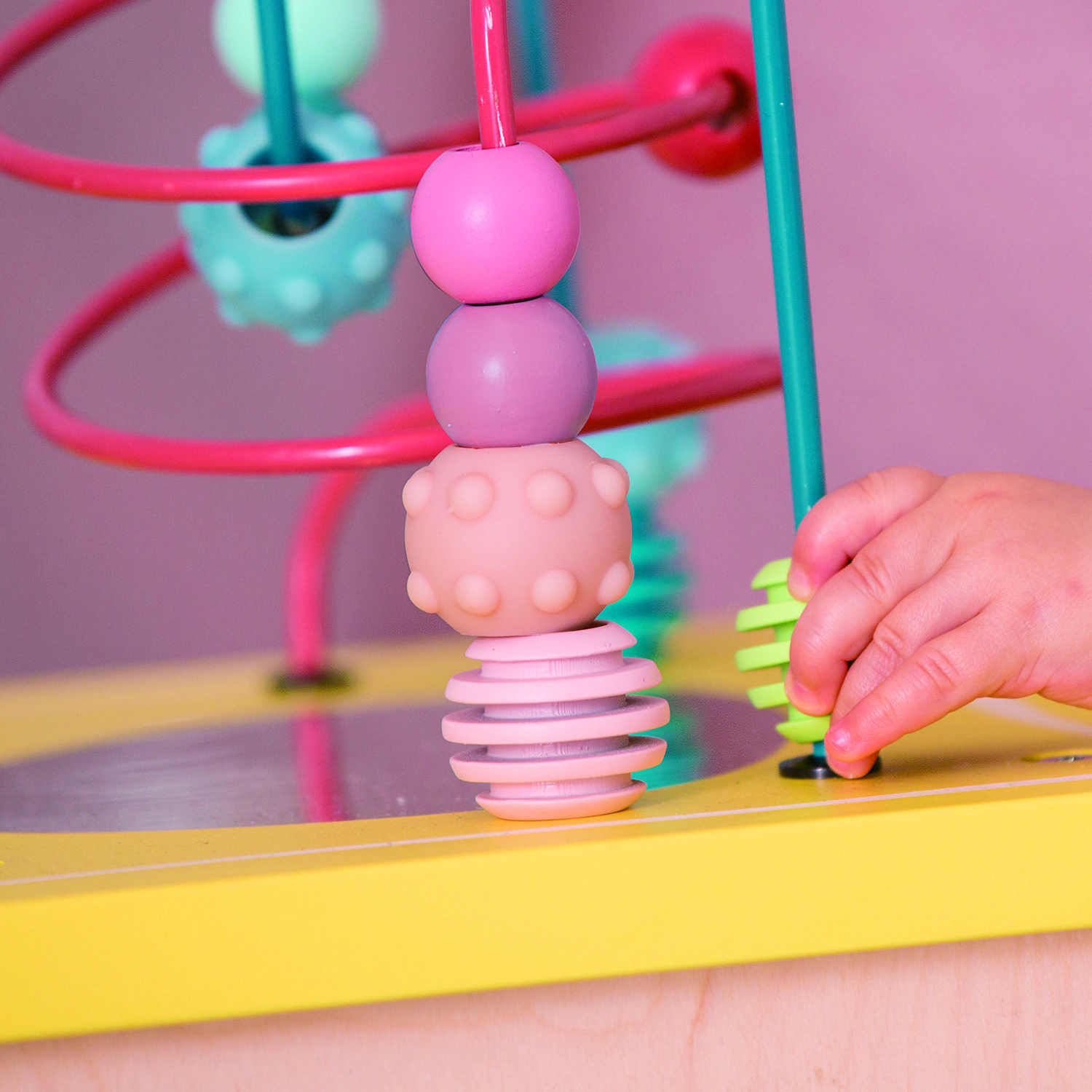 99f5ad7cd664d5a8bfa082570fdda43a Развивающий куб Hape лабиринт, головоломки 5