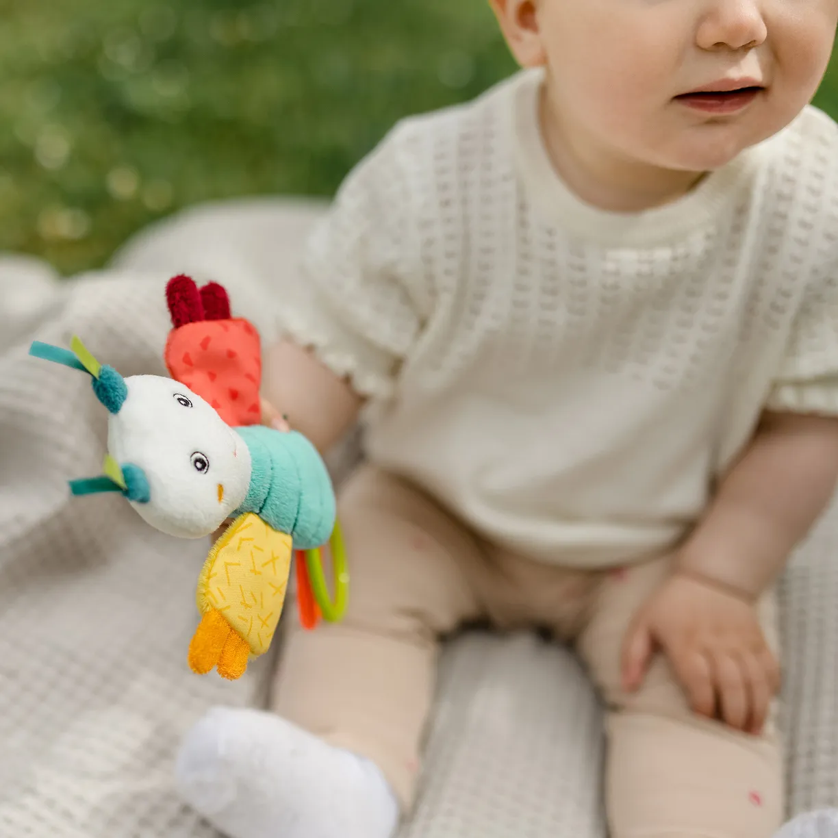 dBoNEgldmwuzSoxwW11G76hvvaKOwQvvWfujVyocLfE= Игрушка-подвеска FEHN с вибрацией Бабочка 3