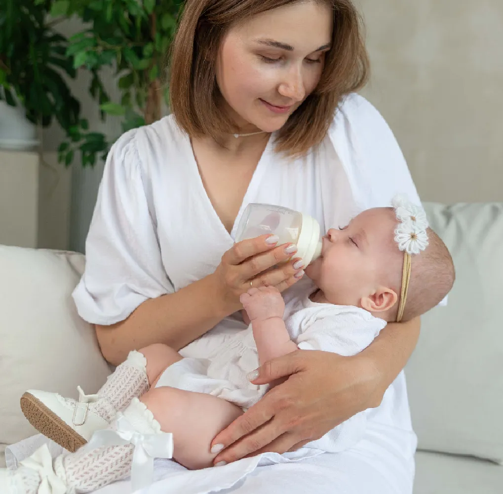 vWAj_tzNlXtoUj67NrZw-rtxzFWfpUqYFcne2z3a-x4= Пластиковая бутылочка Paomma 180 мл 5