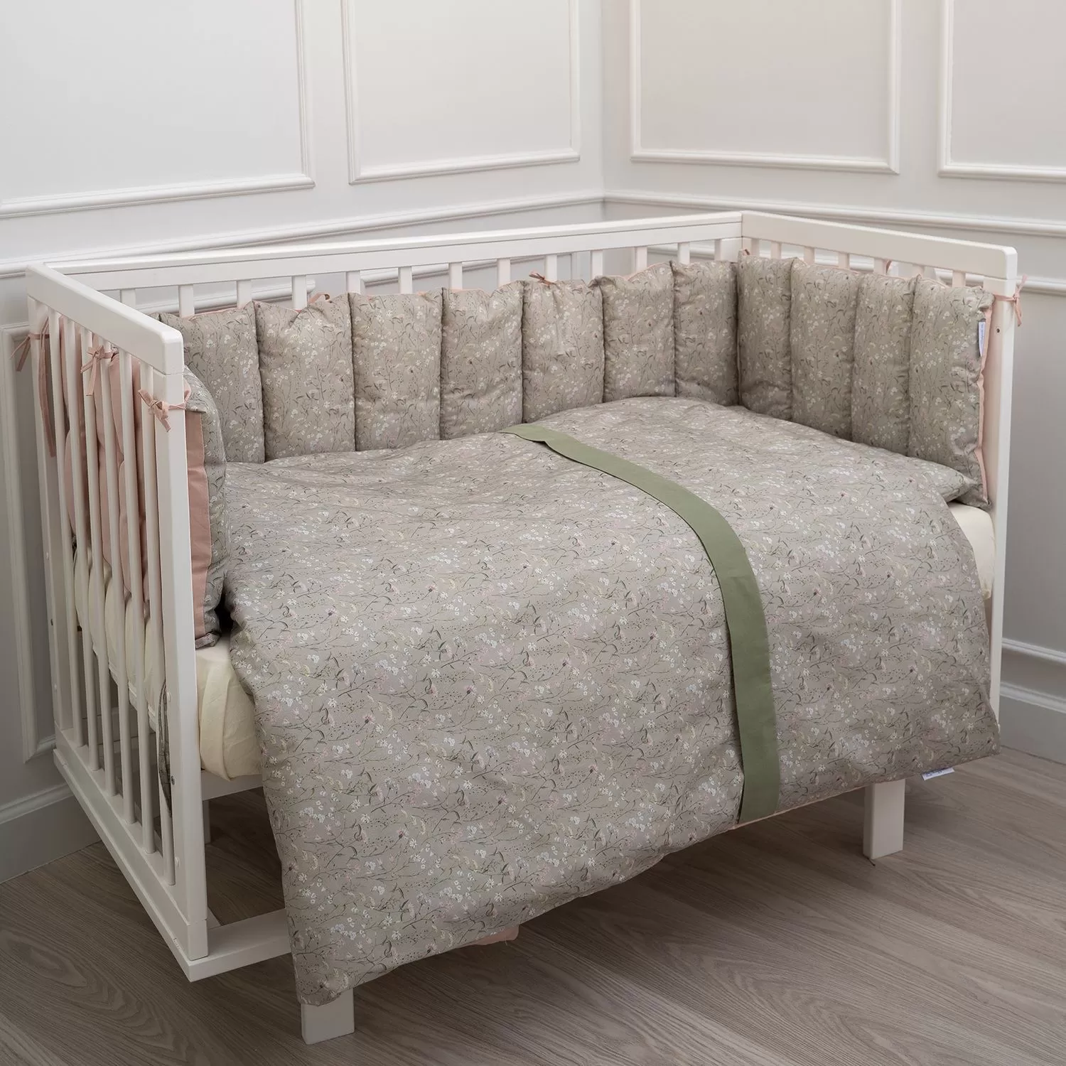 c8ip0aayqfapc22jbebnkxuxuqqh6mbt К-т 6пр.для прямоугольной кроватки "Lappetti Garden" 1