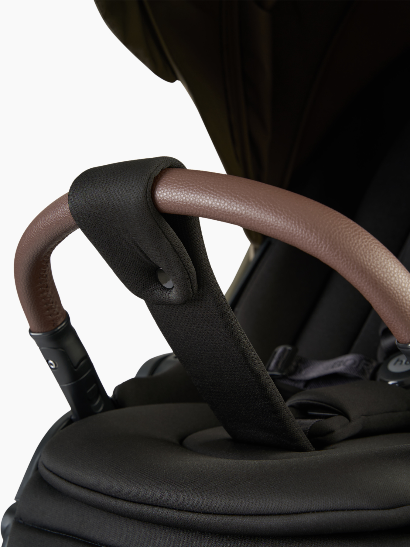 Коляска прогулочная Happy Baby Magna 19