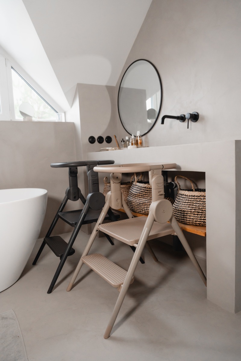 29374_XZ6h Стул-трансформер для кормления Anex OZY 43