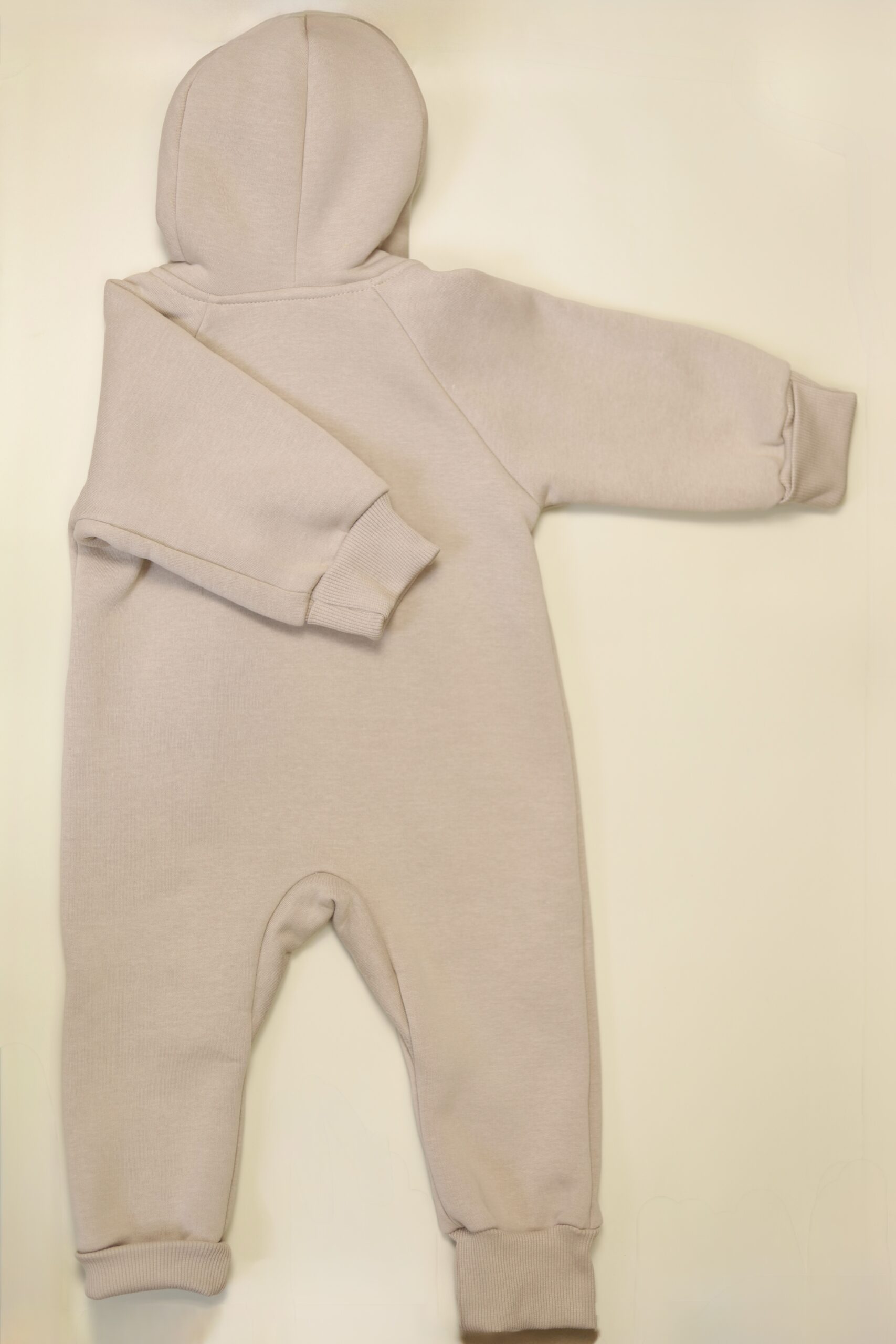 Комбинезон MATUSHKIN с капюшоном,на молнии в ножку,манжеты с отворотом,закр. ножки,футер с начесом 3