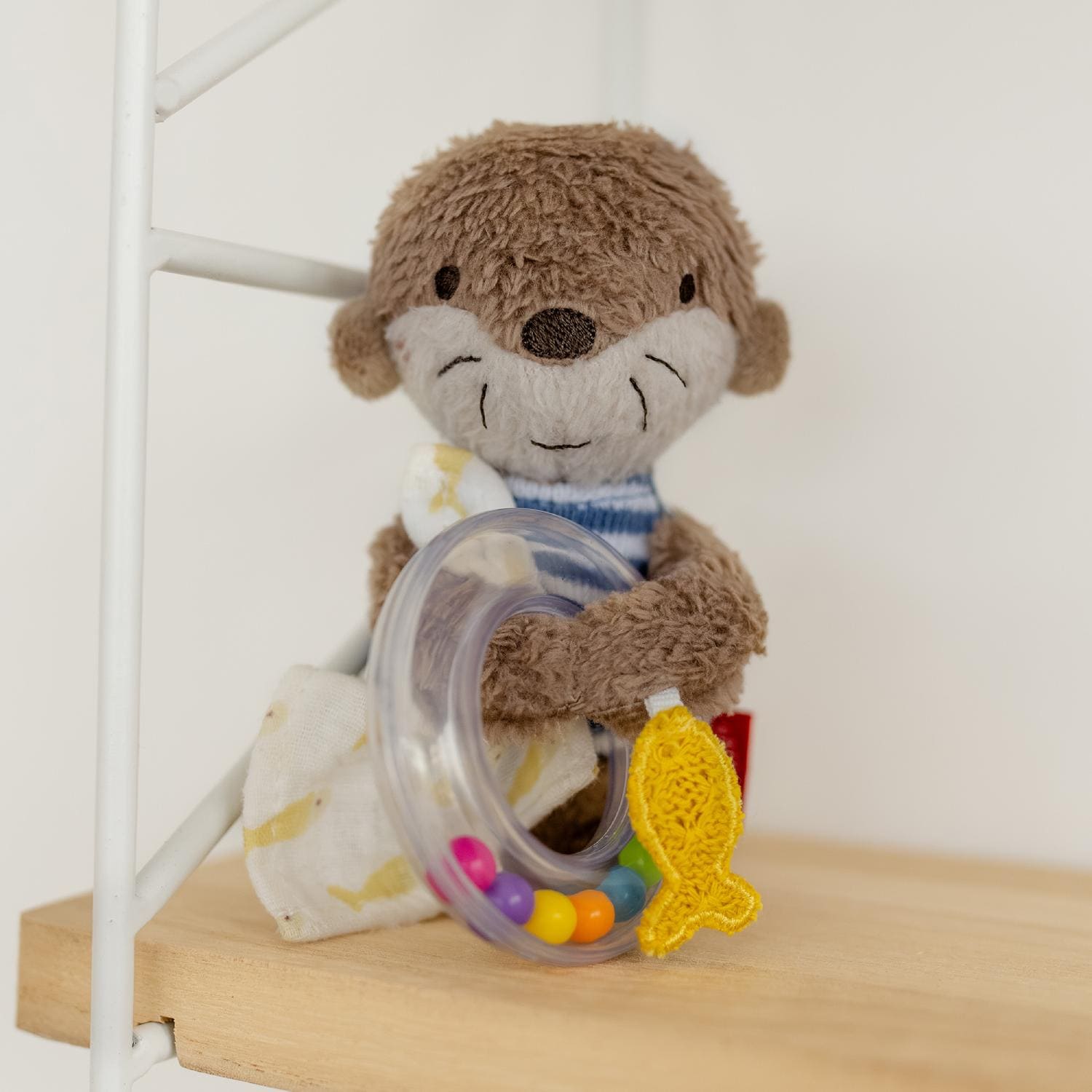 Погремушка-кольцо FEHN Выдра Тео 3 игрушка выдра тео